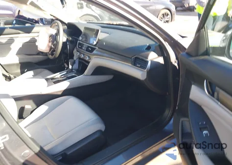 2020 Honda Accord Lx z USA, uszkodzony, nr VIN 1HGCV1F12LA099148